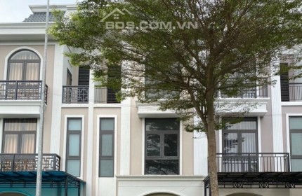 Nhà phố ngộp Long Phú Villa 78,7m2, mặt tiền QL1A, sổ hồng hoàn công, giá 2,75 tỷ